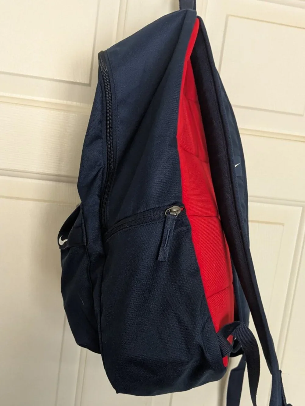 Nike Paris Saint-Germain Stadium Soccer Backpack .